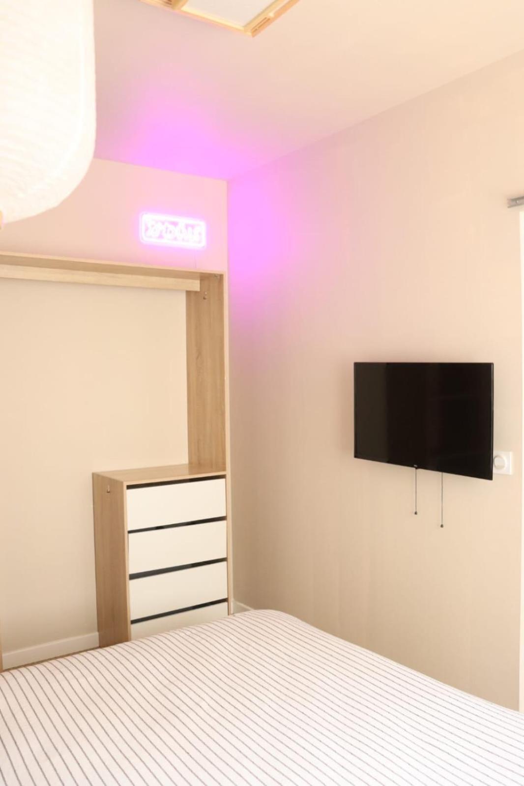 Loveroom Japon Avec Balneotherapie Toulon Exterior foto